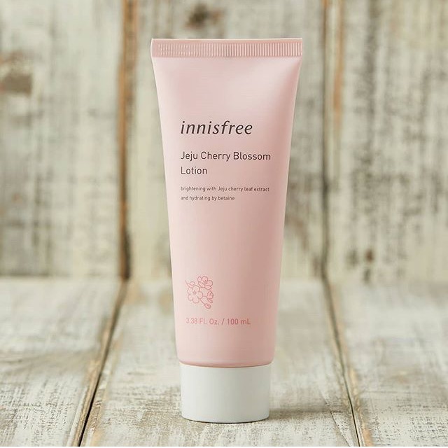 Innisfree , Jeju cherry blossom lotion , Innisfree Jeju cherry blossom lotion , Innisfree Jeju cherry blossom ,  โลชั่น Innisfree , เพิ่มความสดใส